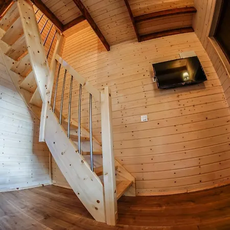 'akacjowa' Vakantiehuis Mielenko